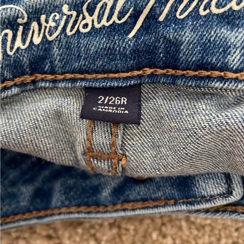 Universal thread